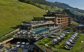 Das Edelweiss - Salzburg Mountain Resort